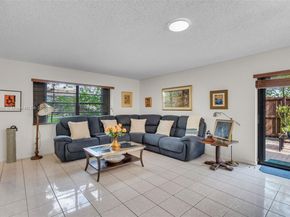 6421 SW 116th Ct A, Miami FL 33173