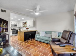 6421 SW 116th Ct A, Miami FL 33173