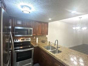 8794 SW 12th St 105, Miami FL 33174