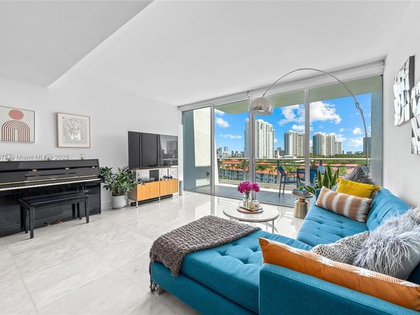 2950 NE 188th St 540, Aventura FL 33180