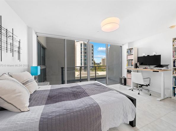 2950 NE 188th St 540, Aventura FL 33180