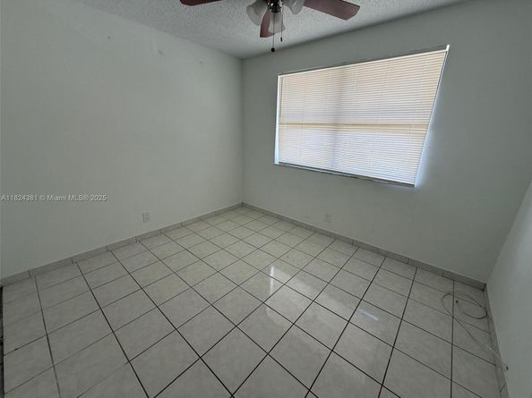 10017 Winding Lake Rd 201, Sunrise FL 33351