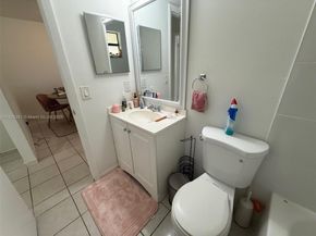 10017 Winding Lake Rd 201, Sunrise FL 33351