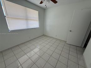 10017 Winding Lake Rd 201, Sunrise FL 33351