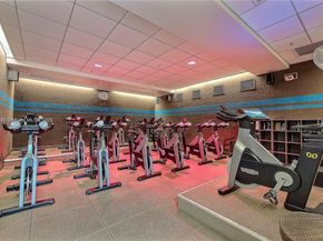 21205 NE 37th Ave 2204, Aventura FL 33180