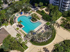 21205 NE 37th Ave 2204, Aventura FL 33180