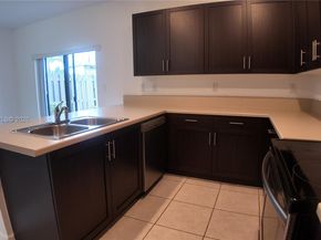 20714 NE 5th Ct, Miami FL 33179