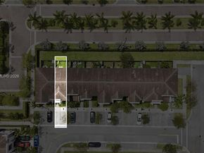 20714 NE 5th Ct, Miami FL 33179
