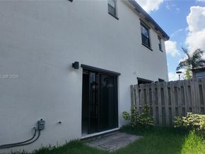 20714 NE 5th Ct, Miami FL 33179
