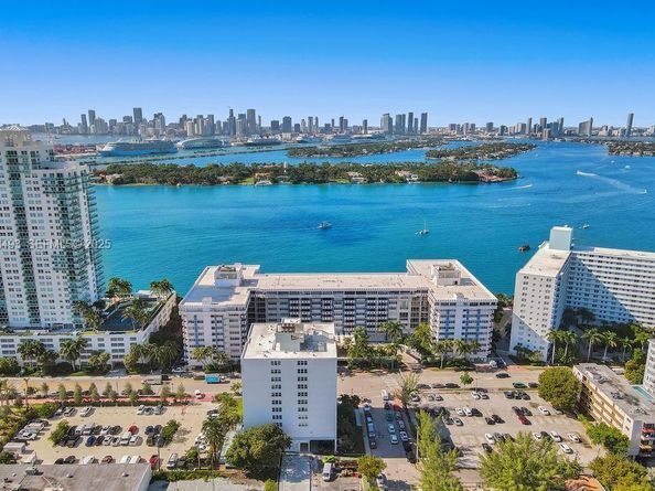 800 West Ave 722, Miami Beach FL 33139