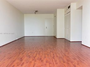 800 West Ave 722, Miami Beach FL 33139