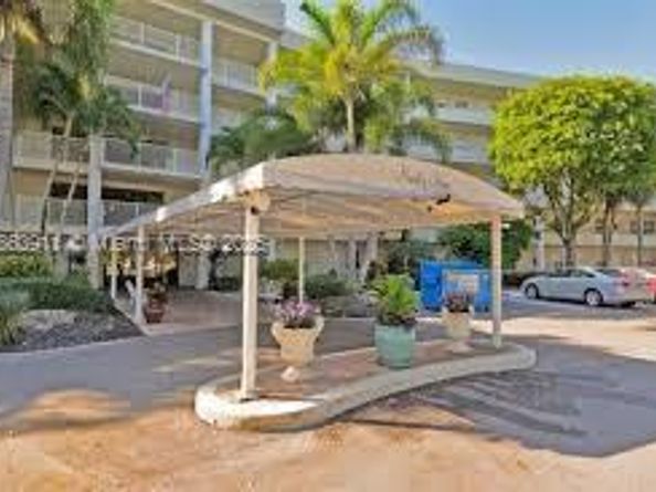 804 Cypress Blvd 407, Pompano Beach FL 33069