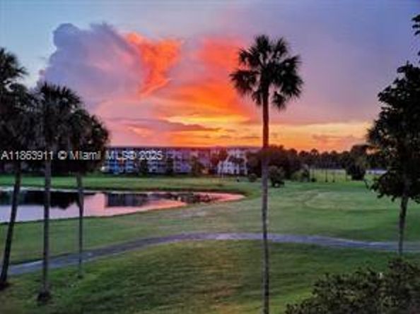 804 Cypress Blvd 407, Pompano Beach FL 33069
