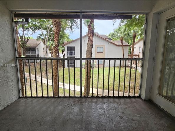 9277 SW 138th Pl 9277, Miami FL 33186