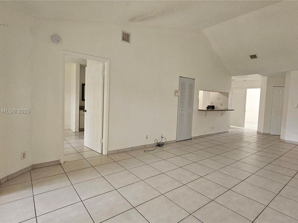9277 SW 138th Pl 9277, Miami FL 33186