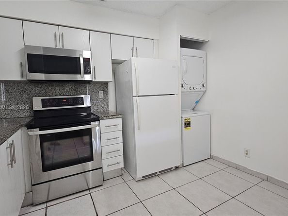 9277 SW 138th Pl 9277, Miami FL 33186