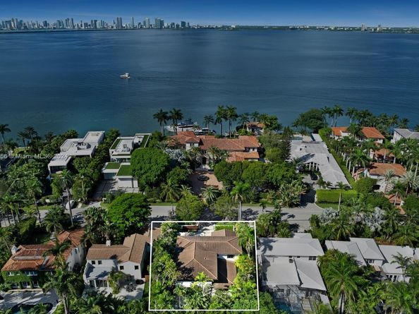 5735 N Bay Rd, Miami Beach FL 33140
