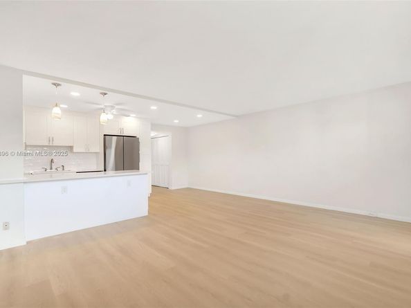 317 Brighton H 2, Boca Raton FL 33434