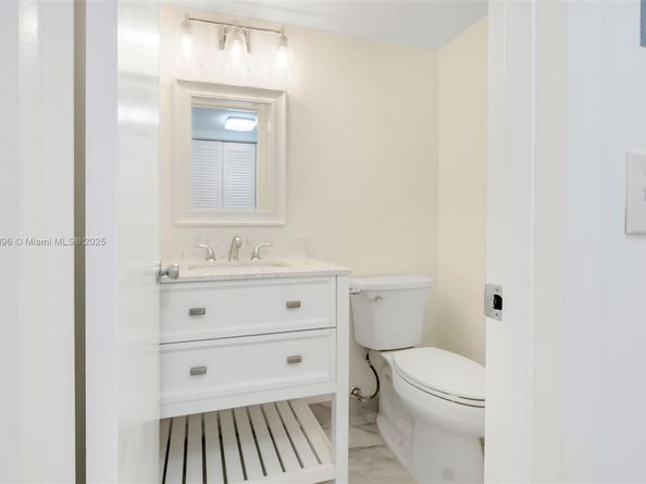 317 Brighton H 2, Boca Raton FL 33434
