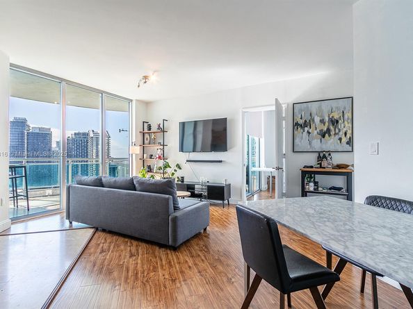 350 S Miami Ave 3914, Miami FL 33130