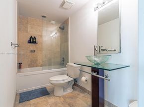 350 S Miami Ave 3914, Miami FL 33130