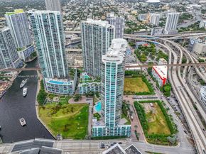 350 S Miami Ave 3914, Miami FL 33130