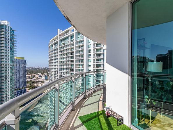 350 S Miami Ave 3914, Miami FL 33130