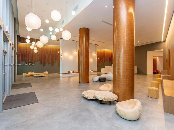 350 S Miami Ave 3914, Miami FL 33130