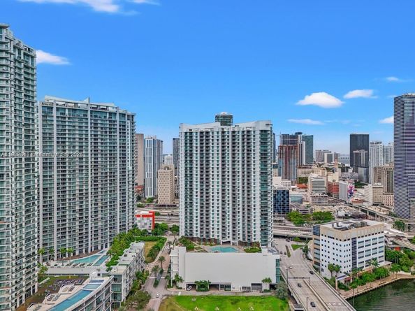 350 S Miami Ave 3914, Miami FL 33130