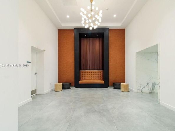 350 S Miami Ave 3914, Miami FL 33130