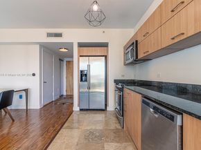 350 S Miami Ave 3914, Miami FL 33130