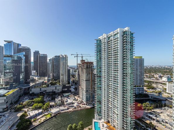 350 S Miami Ave 3914, Miami FL 33130