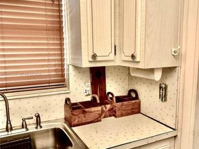 3500 Harrison St 7, Hollywood FL 33021