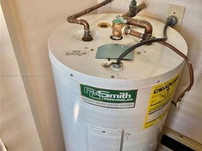 3500 Harrison St 7, Hollywood FL 33021