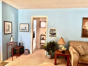 3500 Harrison St 7, Hollywood FL 33021