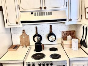 3500 Harrison St 7, Hollywood FL 33021