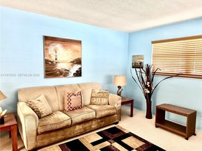 3500 Harrison St 7, Hollywood FL 33021