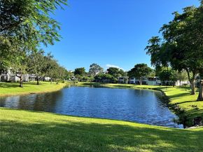 4280 Oaks Ter 203, Pompano Beach FL 33069