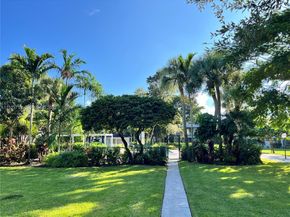 4280 Oaks Ter 203, Pompano Beach FL 33069