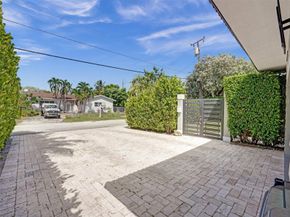 1912 NE 119th Rd, North Miami FL 33181