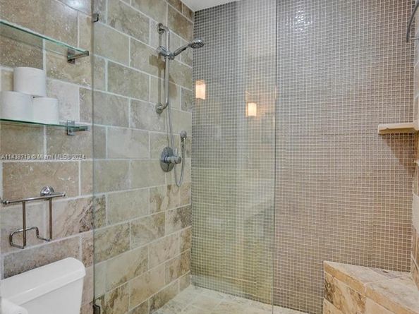 1912 NE 119th Rd, North Miami FL 33181