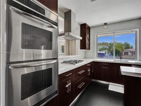 1912 NE 119th Rd, North Miami FL 33181