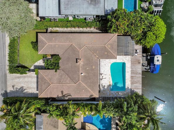 1912 NE 119th Rd, North Miami FL 33181
