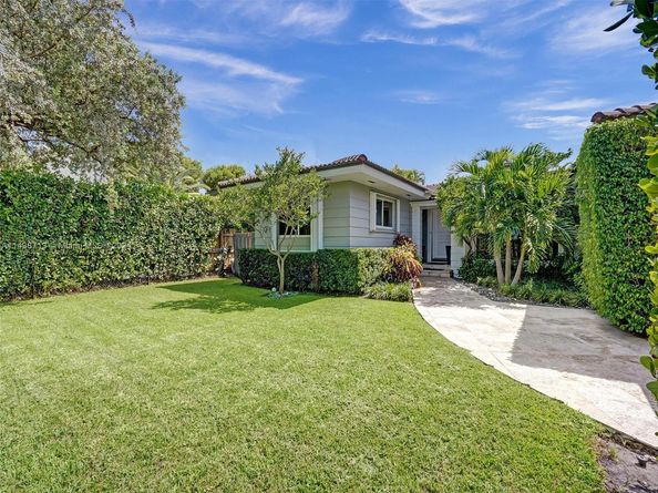 1912 NE 119th Rd, North Miami FL 33181