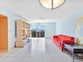 3860 NE 170th St 404, North Miami Beach FL 33160