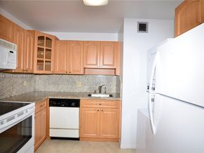 7985 SW 86th St 432, Miami FL 33143