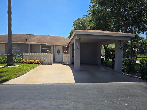 6723 Moonlit Dr, Delray Beach FL 33446