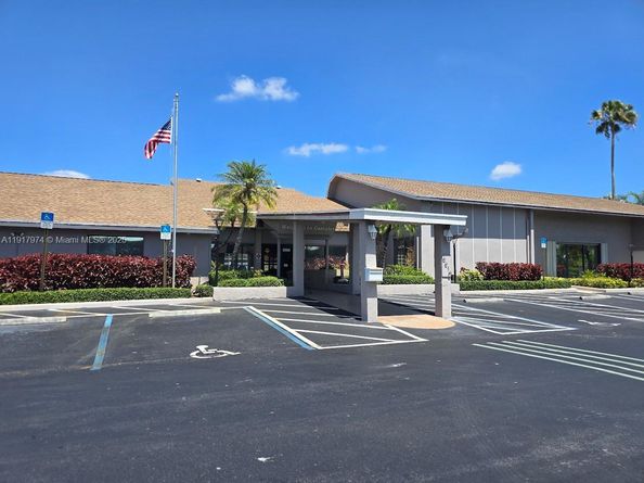 6723 Moonlit Dr, Delray Beach FL 33446