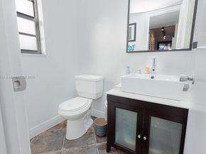 3450 Blue Lake Dr 305, Pompano Beach FL 33064