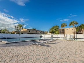 3450 Blue Lake Dr 305, Pompano Beach FL 33064